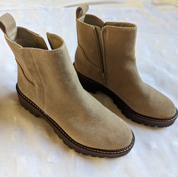 Caslon(R) Caslon Masa Water Resistant Bootie - Picture 2 of 12